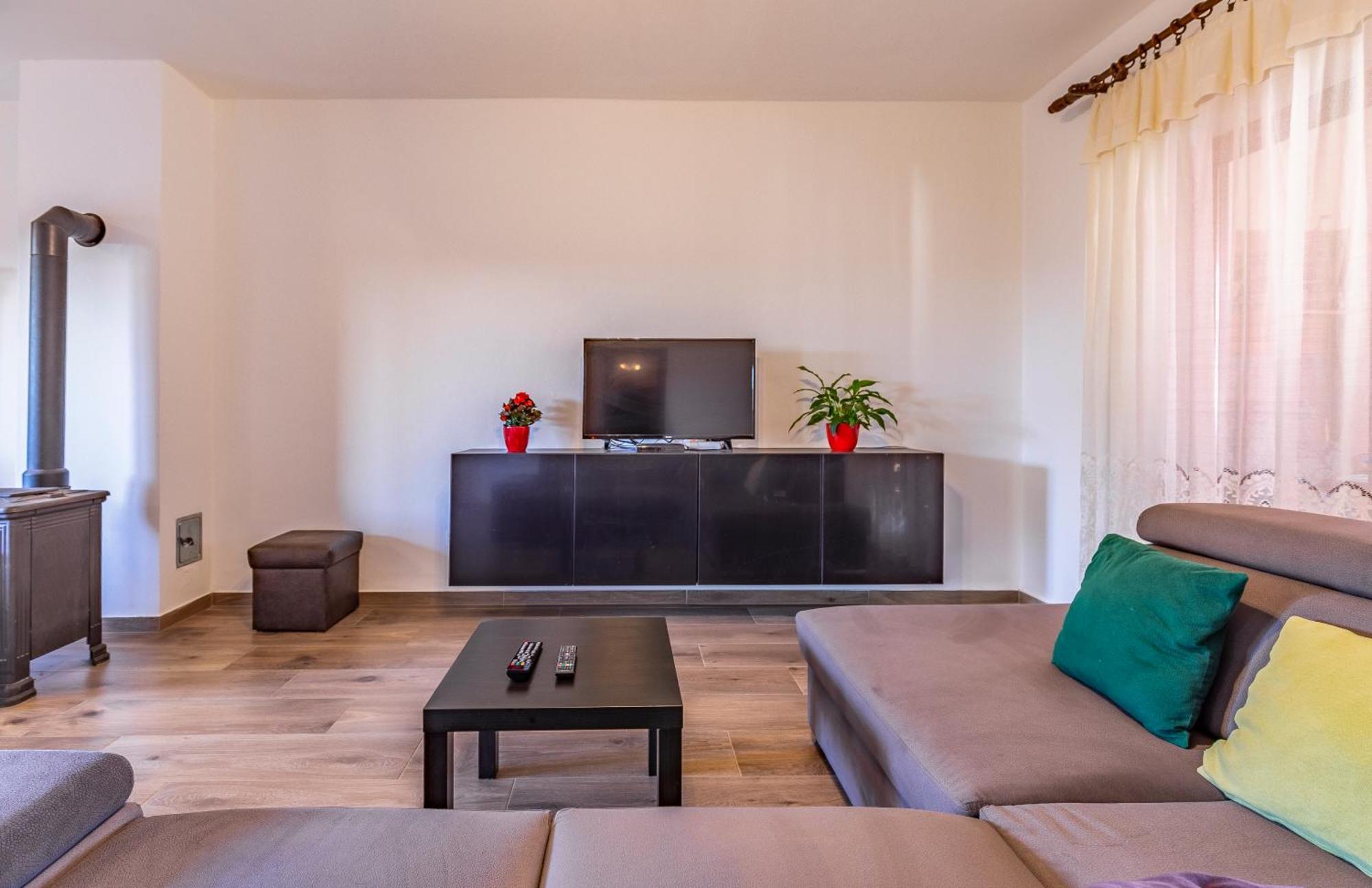 Apartment Ruby Pula Exterior photo